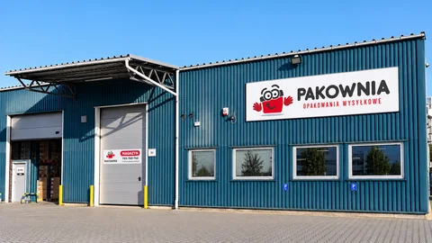 Pakownia Kraków — zdjęcie sklepu po retuszu